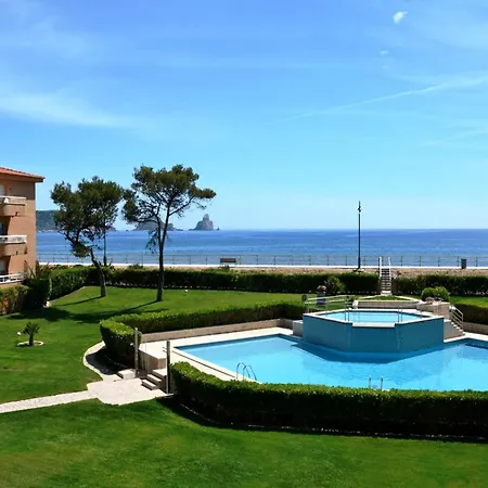 Beachfront In Costa Brava With Pool Apartment *