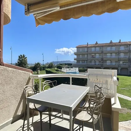 Beachfront In Costa Brava With Pool * L'Estartit