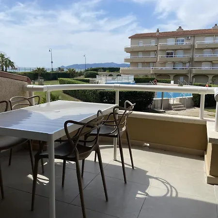 Beachfront In Costa Brava With Pool L'Estartit