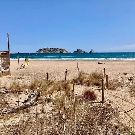 Beachfront In Costa Brava With Pool Apartment