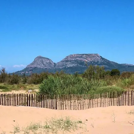 Beachfront In Costa Brava With Pool Apartment L'Estartit